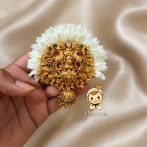 Lakshmi hanging with Nithyamalli