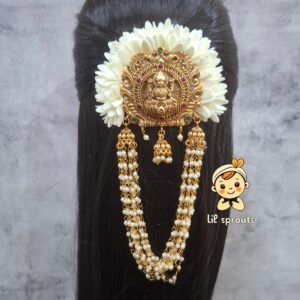 Nithyamalli with Pearl chain Hanging
